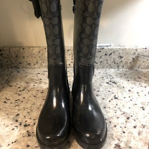 Coach rain boots size 6